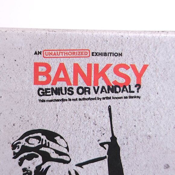 BANKSY GENIUS or VANDAL? Unothorized Echibition Mug BNIP - Picture 12 of 13